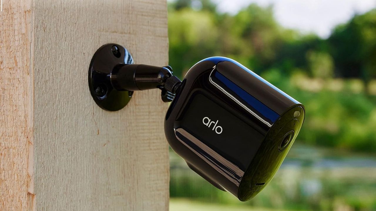 Arlo 3 fashion pack camera