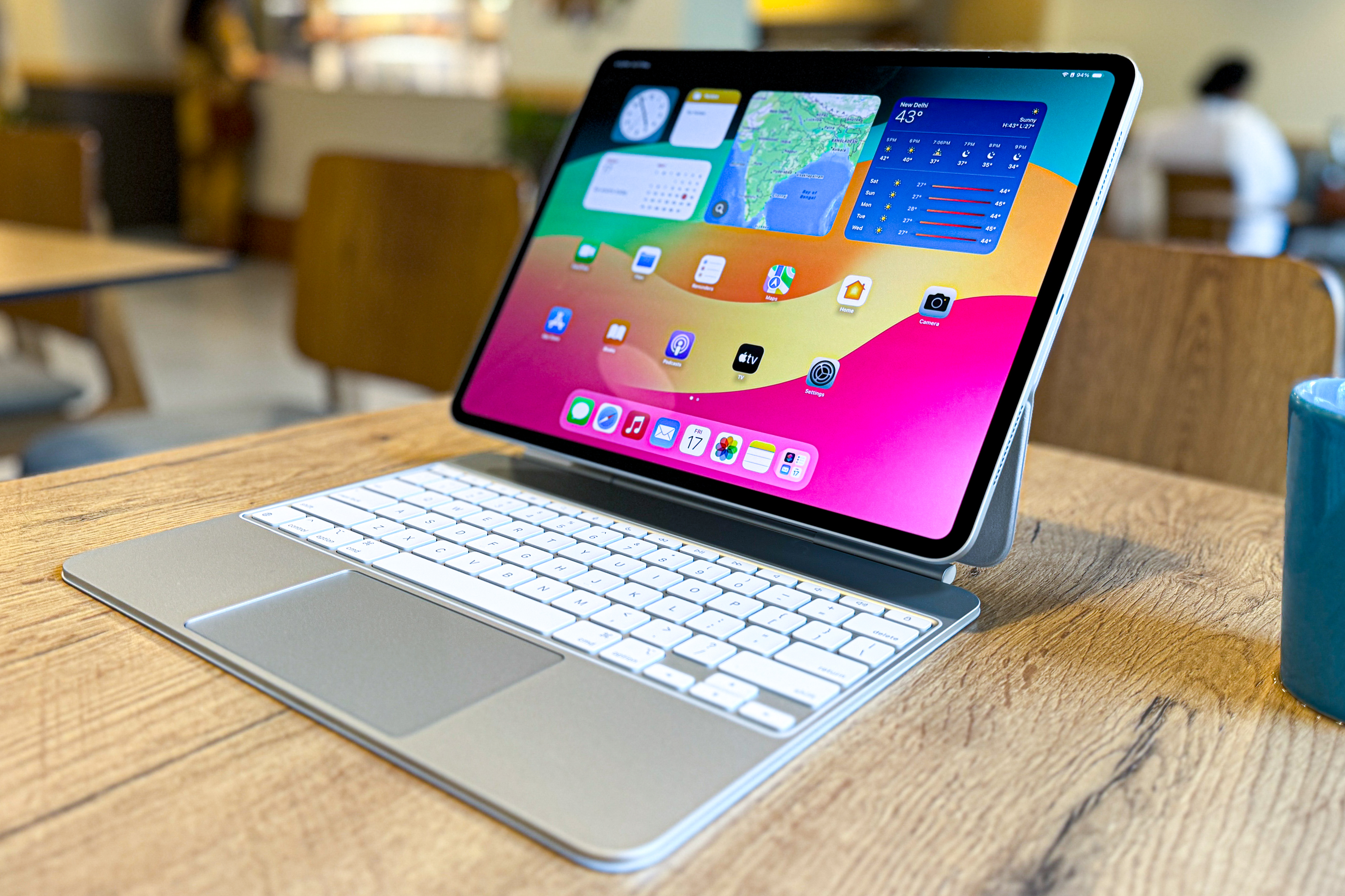 Новый Surface Pro наконец-то стал достойным соперником iPad Pro