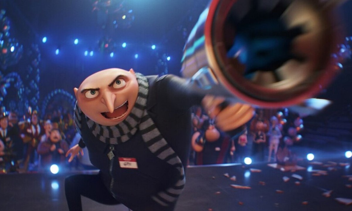 Gru points a giant laser in Despicable Me 4.