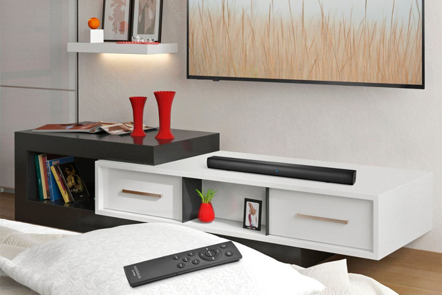 客厅中的 Insignia Soundbar。