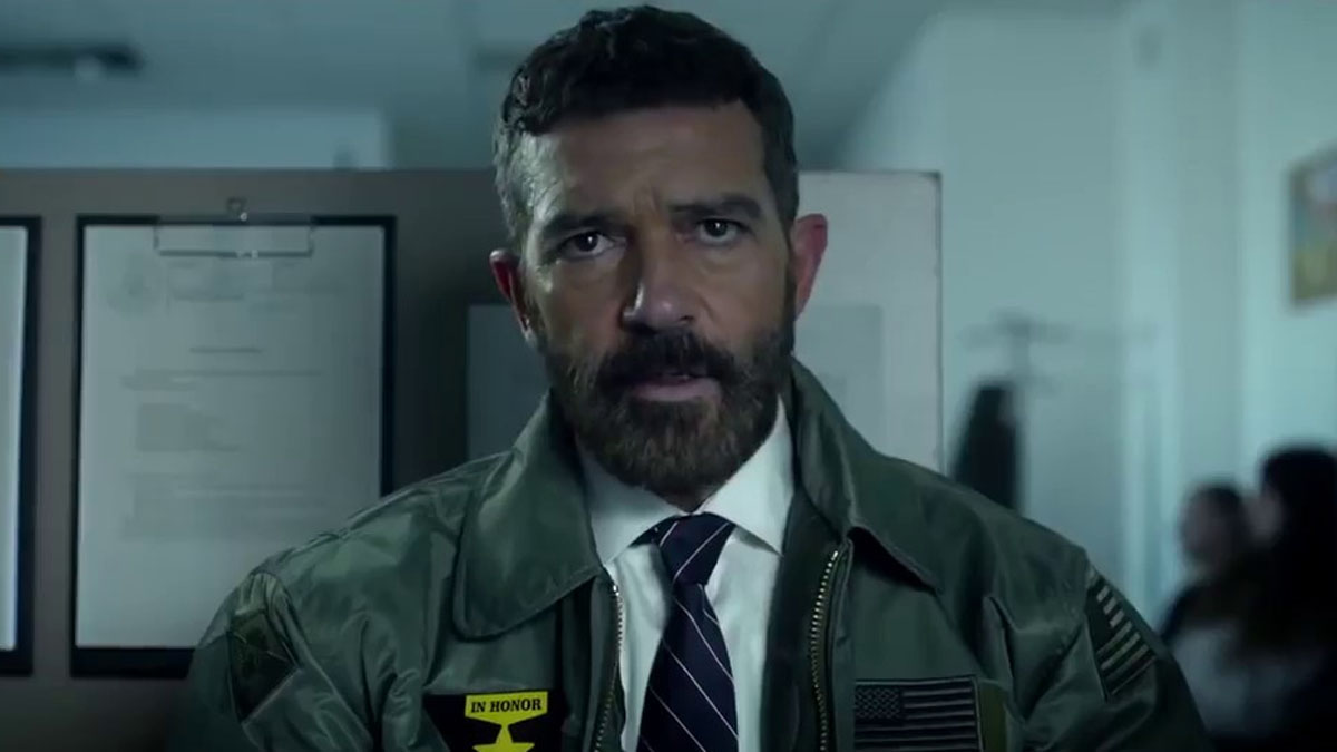 Antonio Banderas in Security.