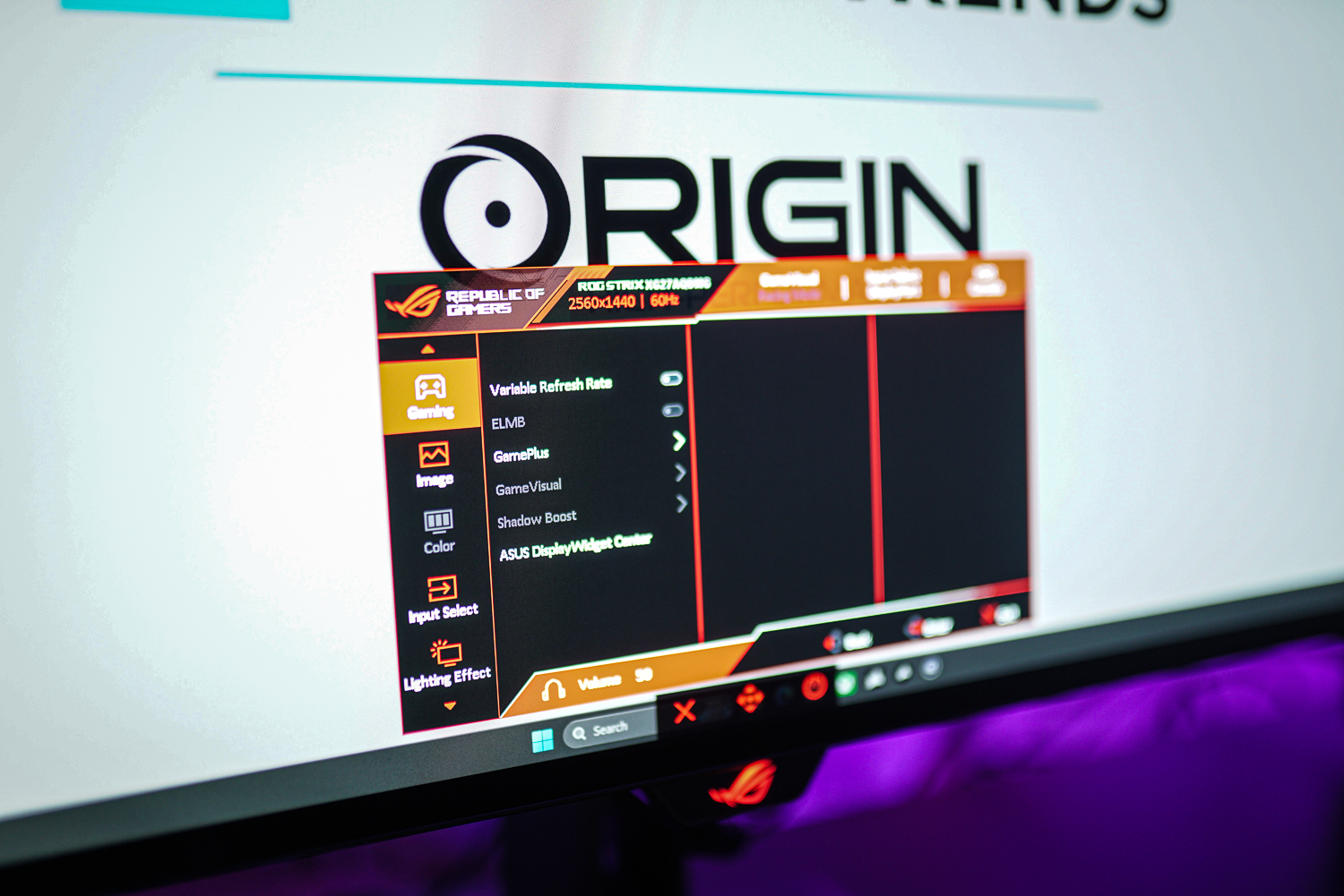 O menu em um monitor de jogos Asus.