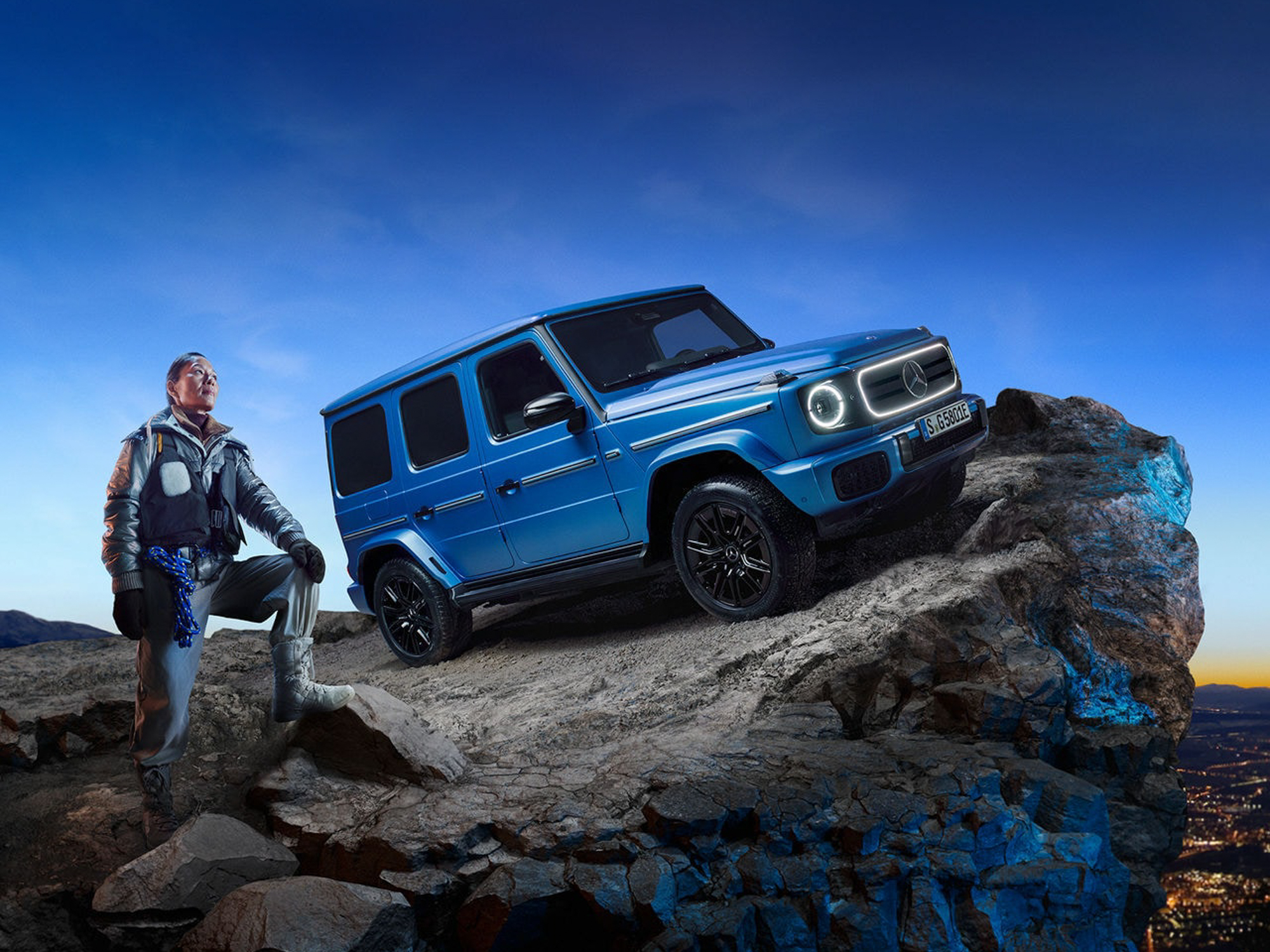 Mercedes-Benz G580 vs Rivian R1S: rugged electric SUVs, compared