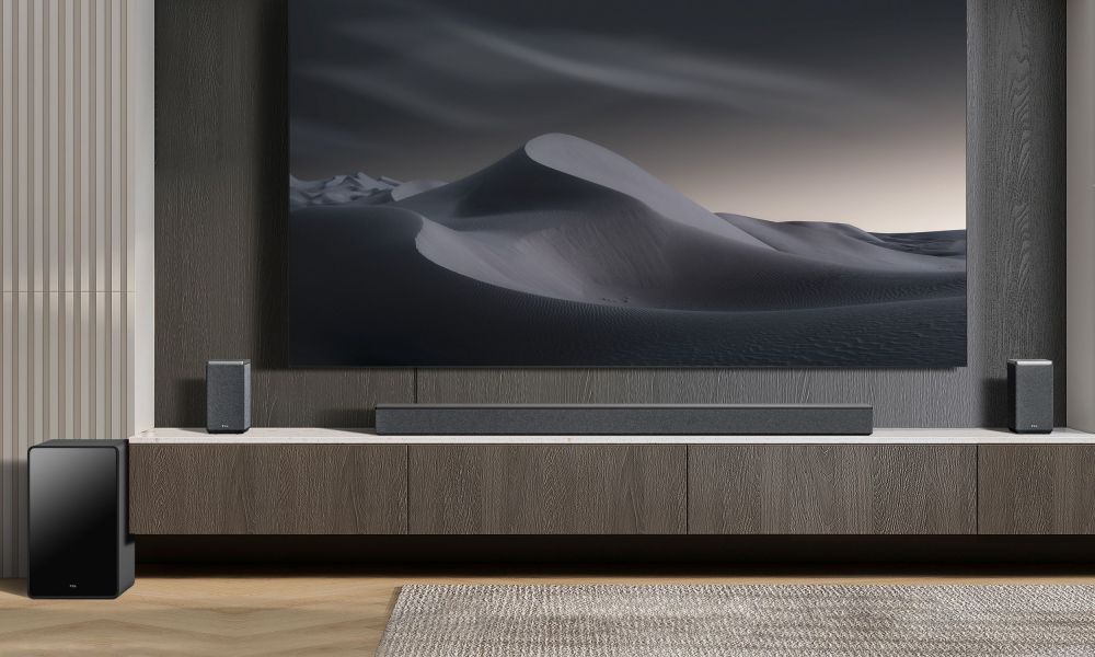 TCL 2024 Q Class Q85H soundbar.