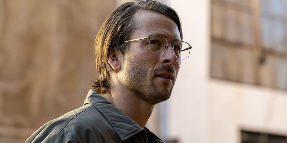 Glen Powell dalam Hit Man