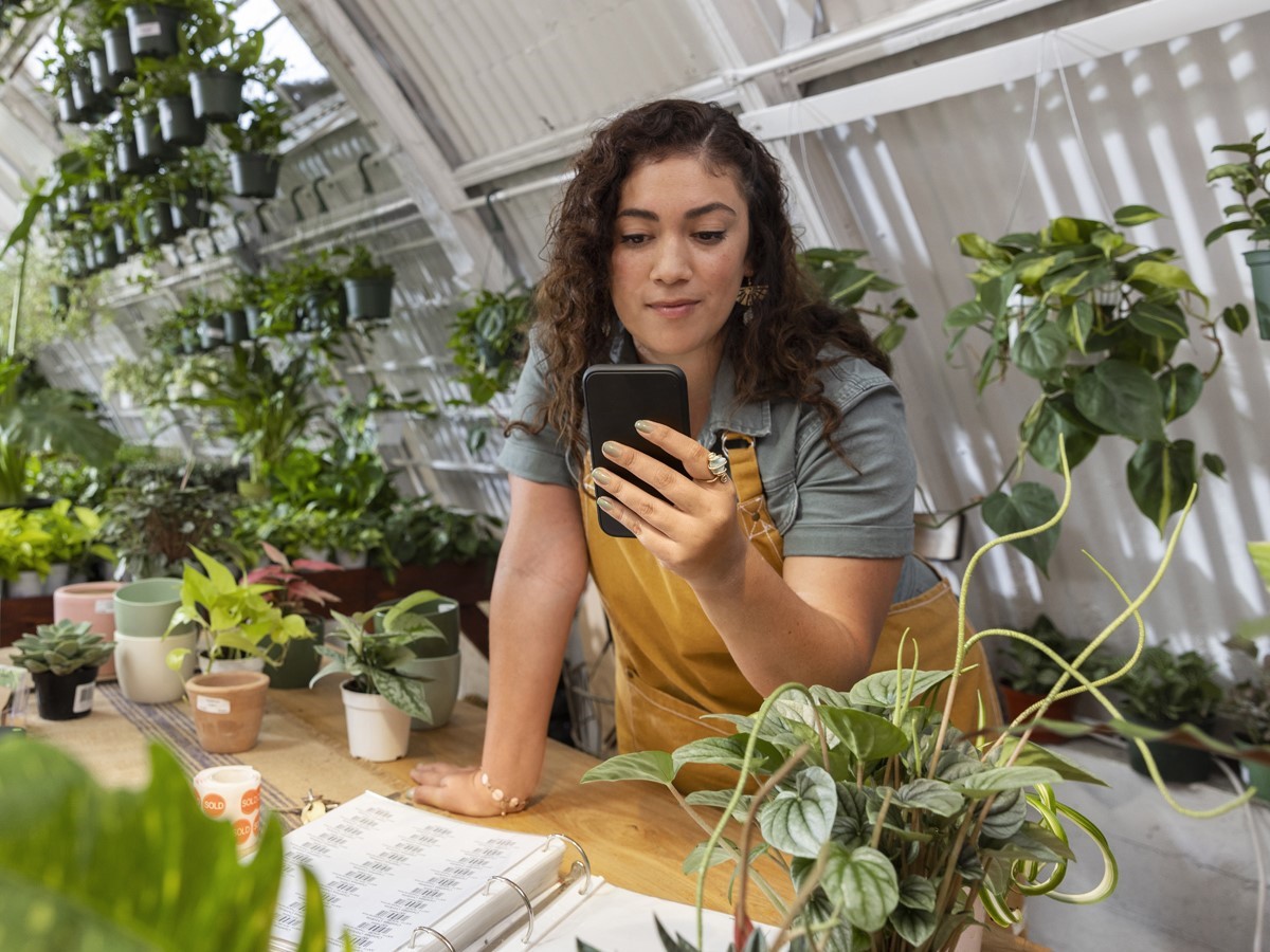 Offres Intuit QuickBooks Online et Payroll Indepence Day utilisées par le propriétaire de l'entreprise