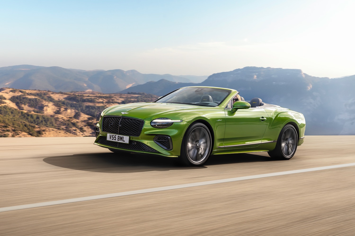 Front three quarter view of the new Bentley Continental GTC Speed convertible.