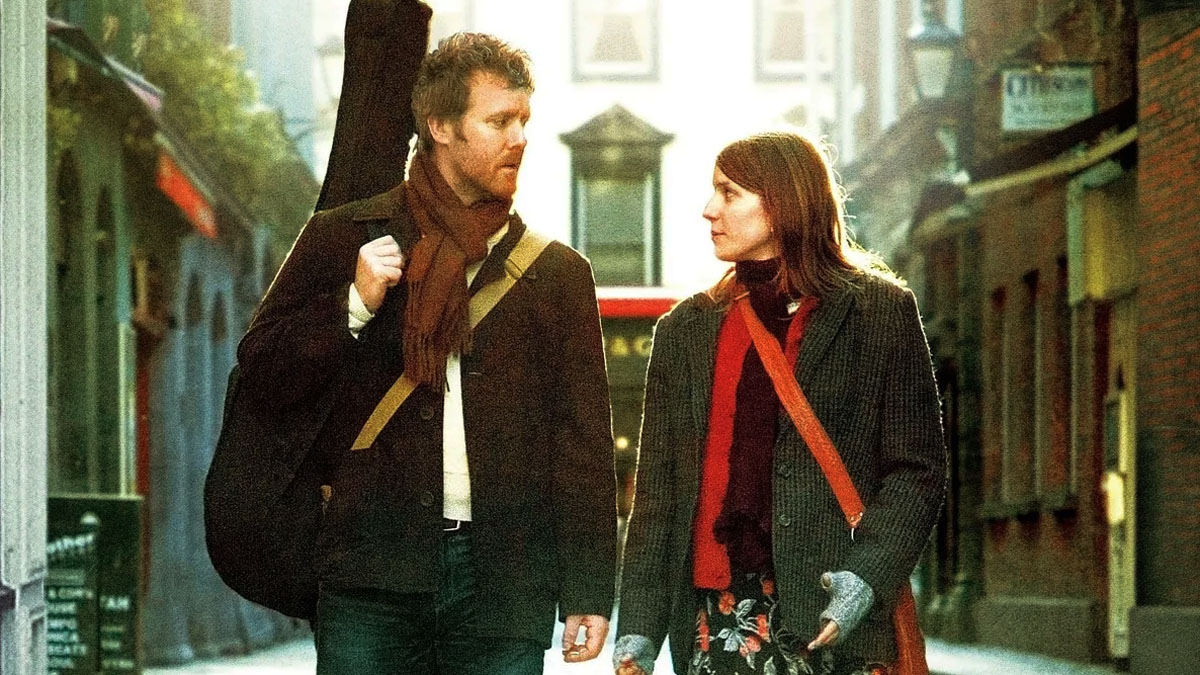 Glen Hansard and Markéta Irglová in Once.