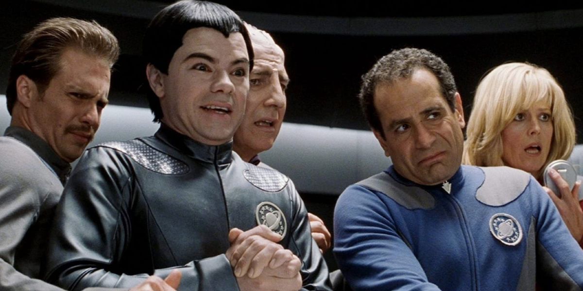 Команда Galaxy Quest и их инопланетные друзья в Galaxy Quest