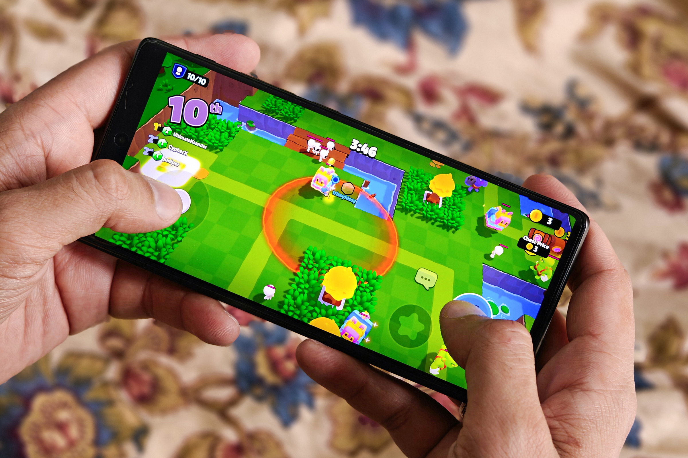 Sqaud Busters Android game on Vivo X Fold 3 Pro held in hand.