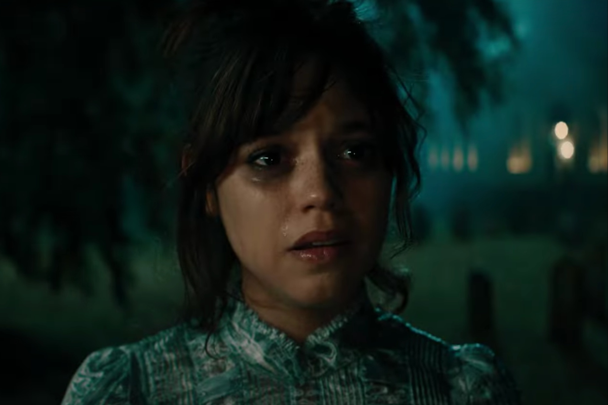 Parece que Jenna Ortega vai chorar em Beetlejuice Beetlejuice.