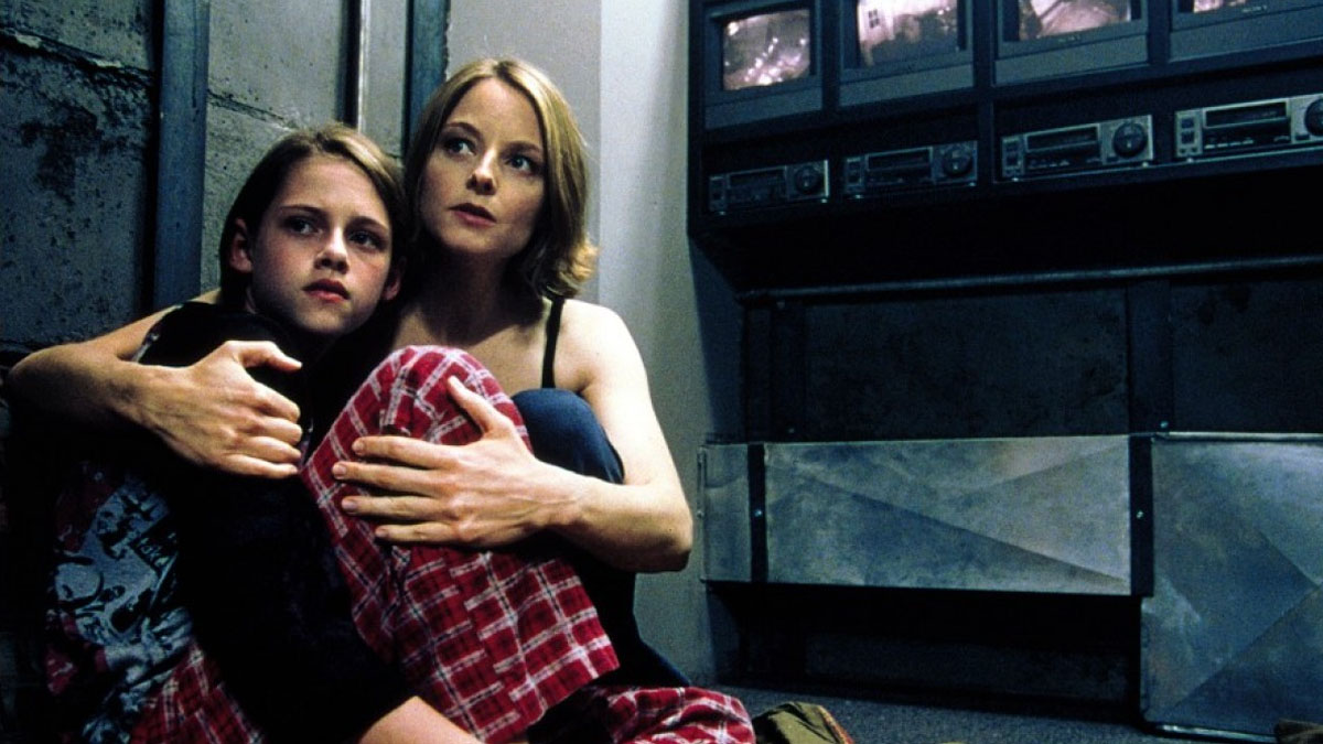 Kristen Stewart y Jodie Foster en La habitación del pánico.