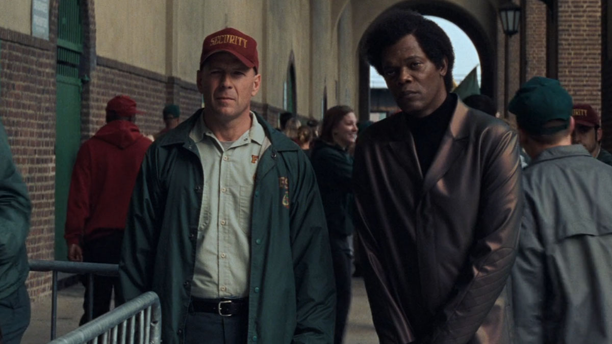 Bruce Willis und Samuel L. Jackson in Unbreakable.