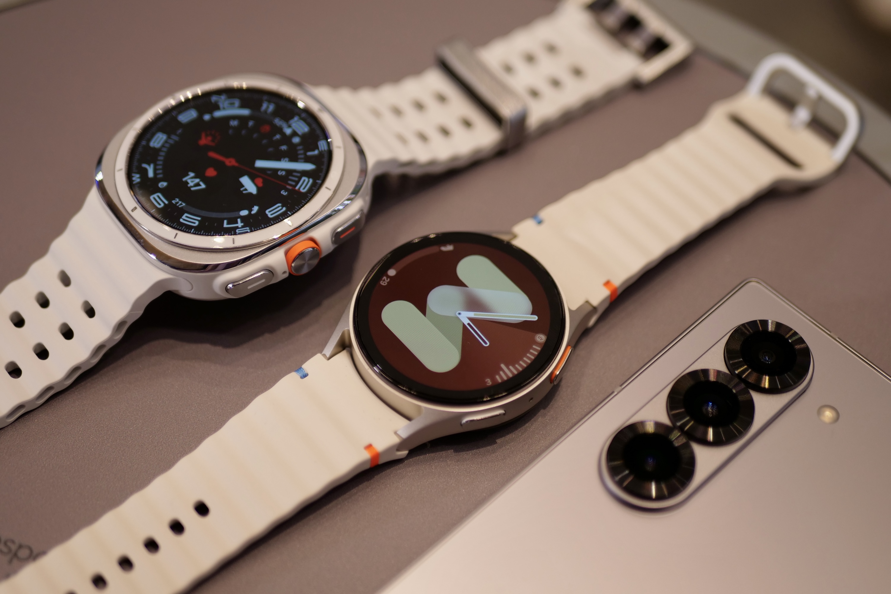 Samsung Galaxy Watch Ultra и Galaxy Watch 7, а также Galaxy Z Fold6.