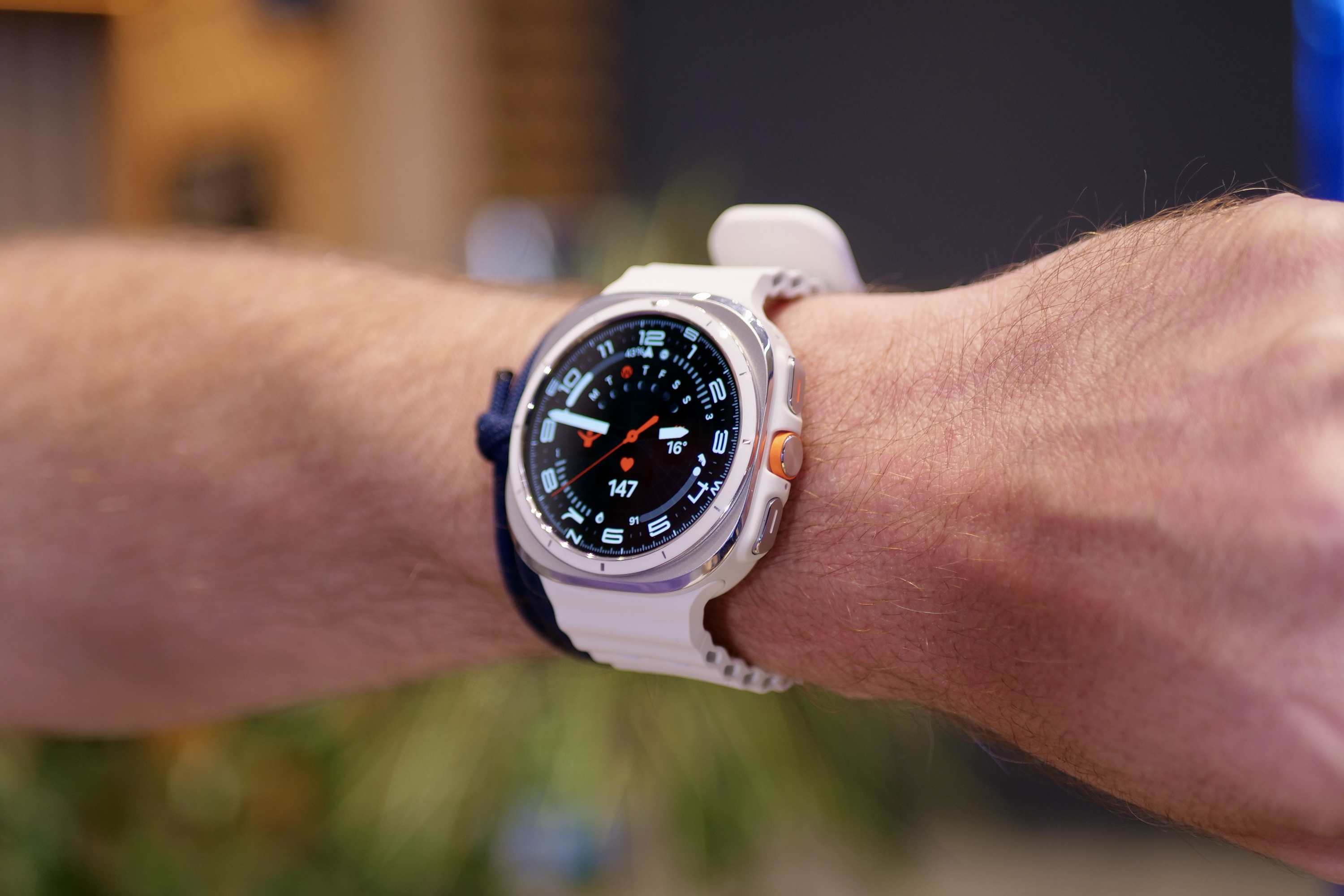 Samsung has no idea what it’s doing with smartwatches