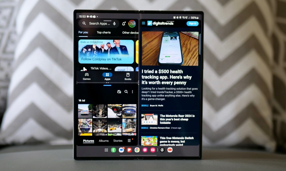 Multi-tasking on the Samsung Galaxy Z Fold 6.