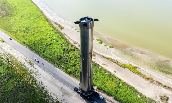 SpaceX's Super Heavy booster on its way to the launchpad.