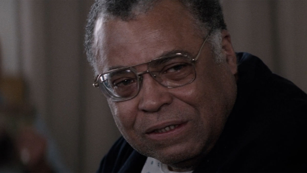 James Earl Jones dans Danger clair et présent.