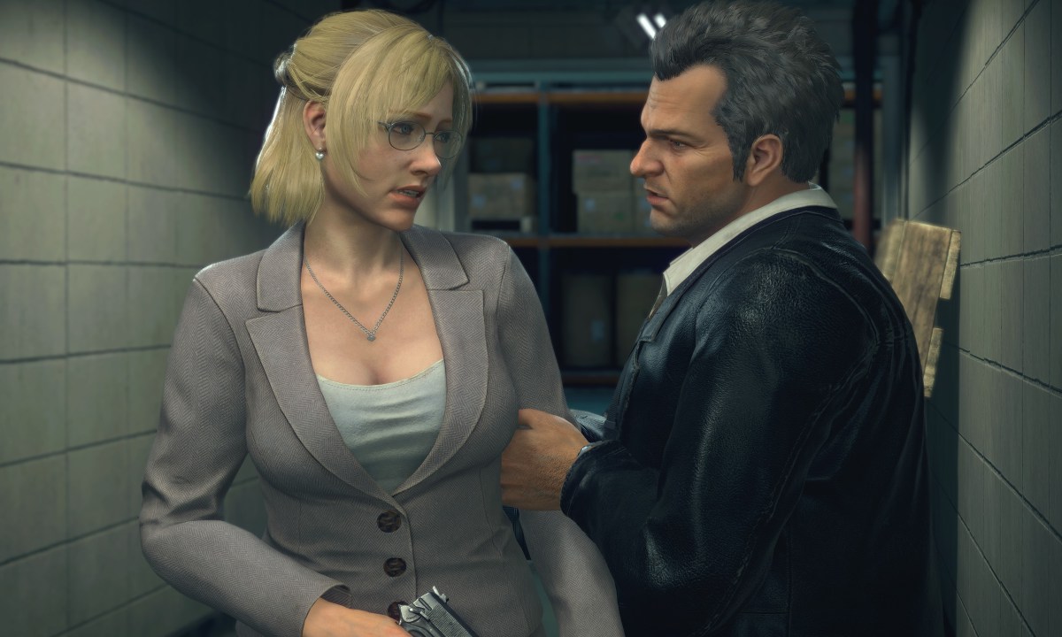 Frank talks to Jessica in Dead Rising Deluxe Remaster.