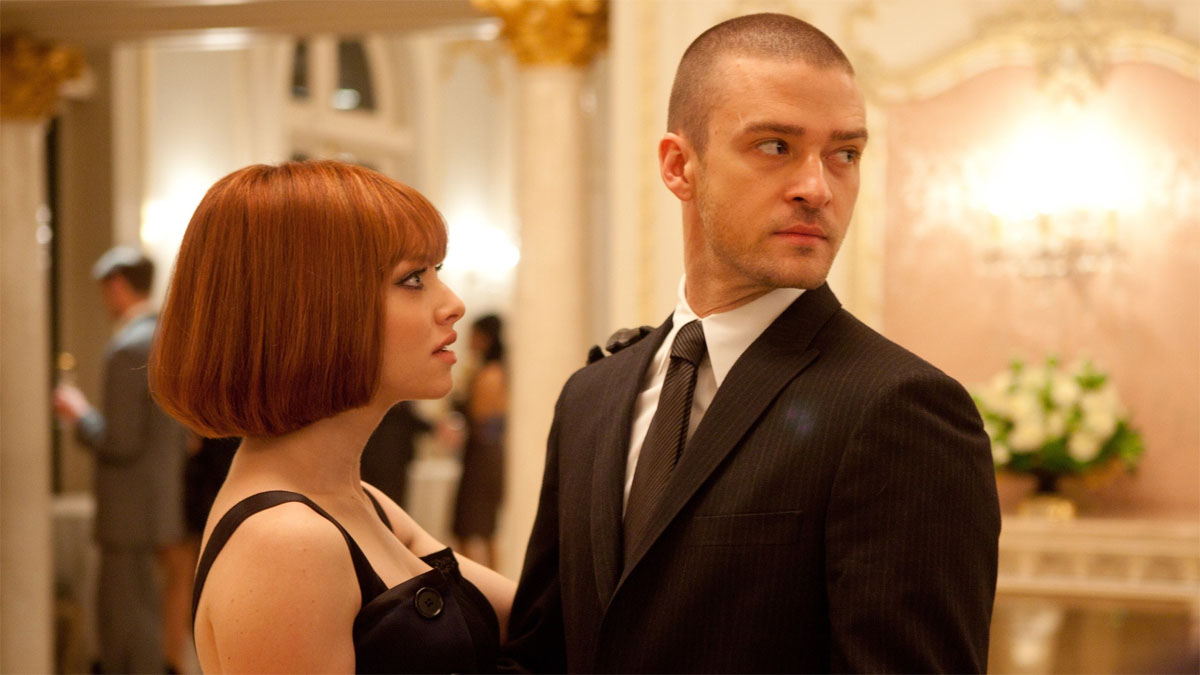 Amanda Seyfried e Justin Timberlake em In Time.