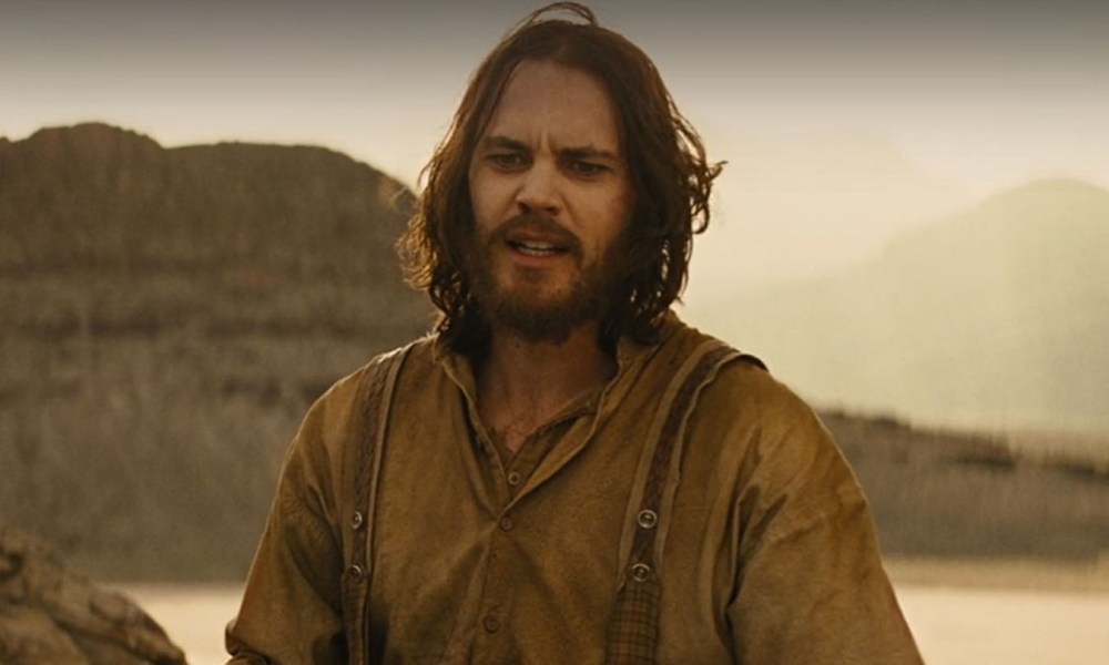 Taylor Kitsch in John Carter.