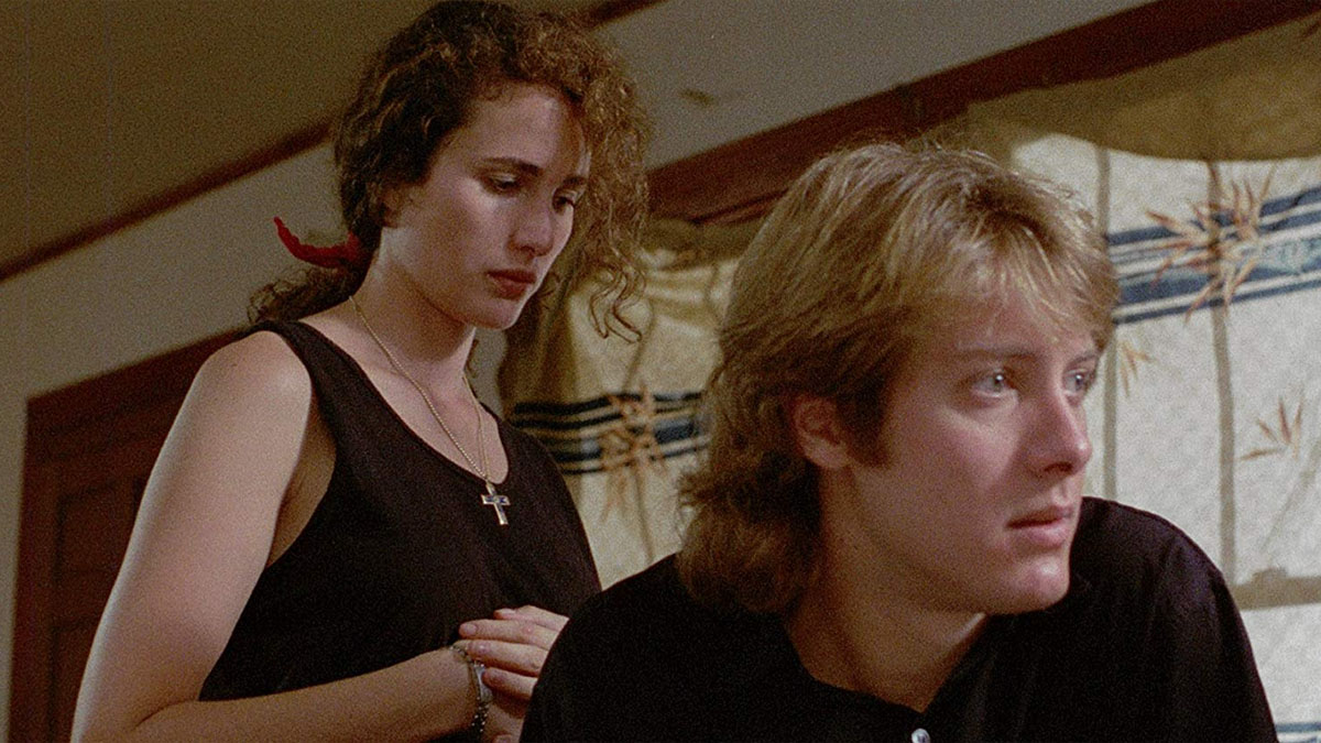 Andie MacDowell et James Spader dans Sexe, mensonges et bande vidéo.