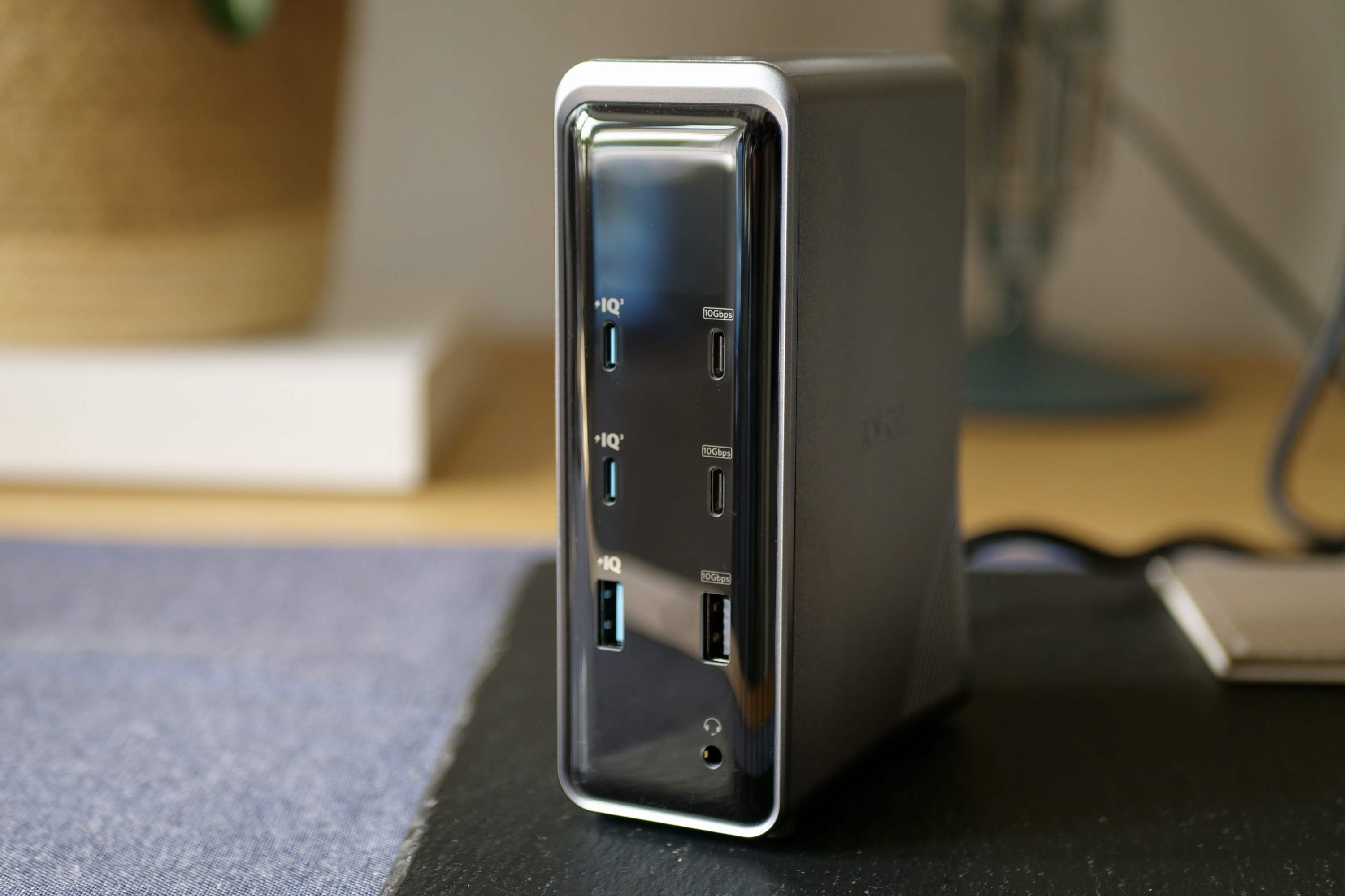 Anker’s new desktop charger solved a problem I didn’t know I had