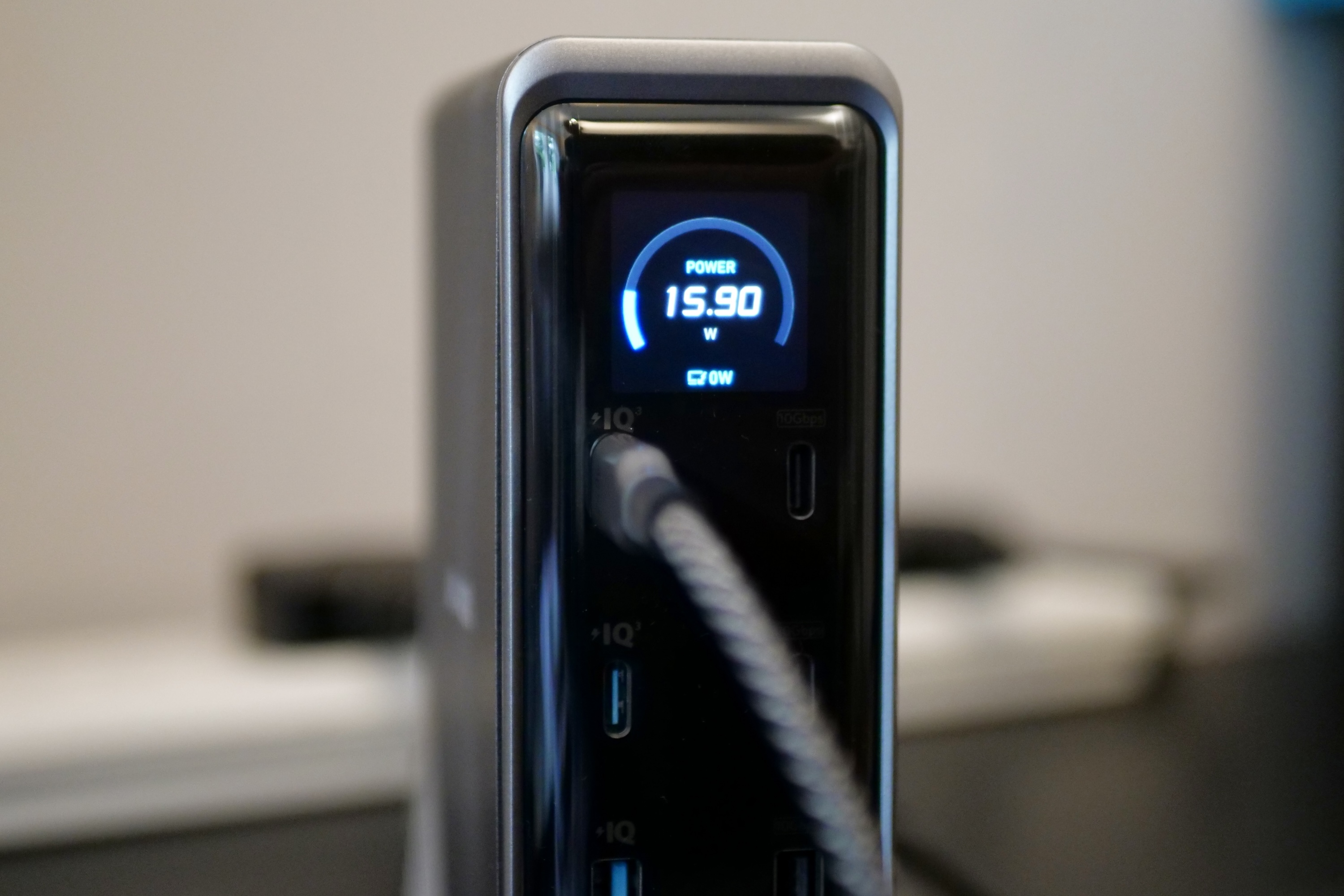 Anker’s new desktop charger solved a problem I didn’t know I had