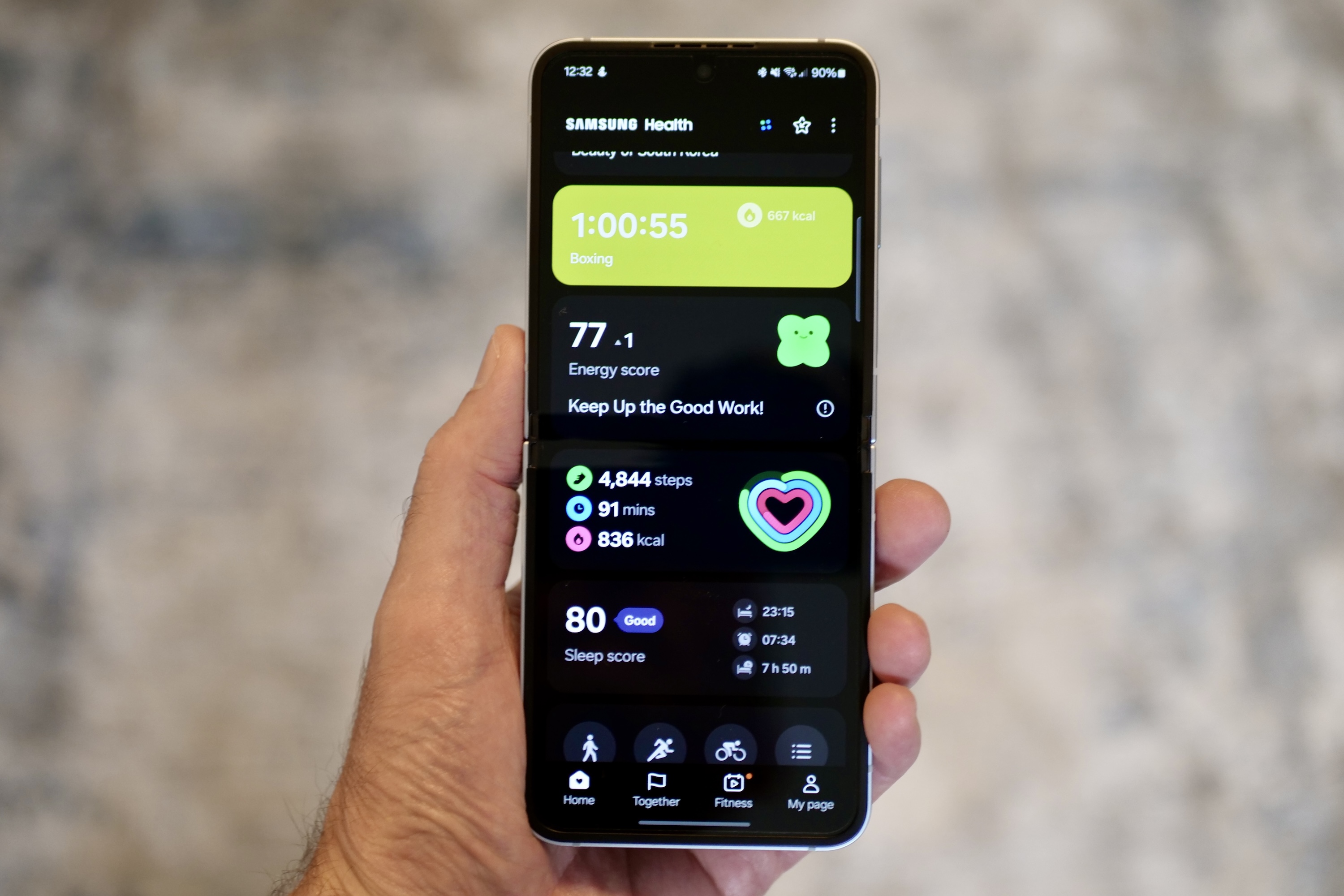 La aplicación Samsung Health en el Samsung Galaxy Z Flip 6.