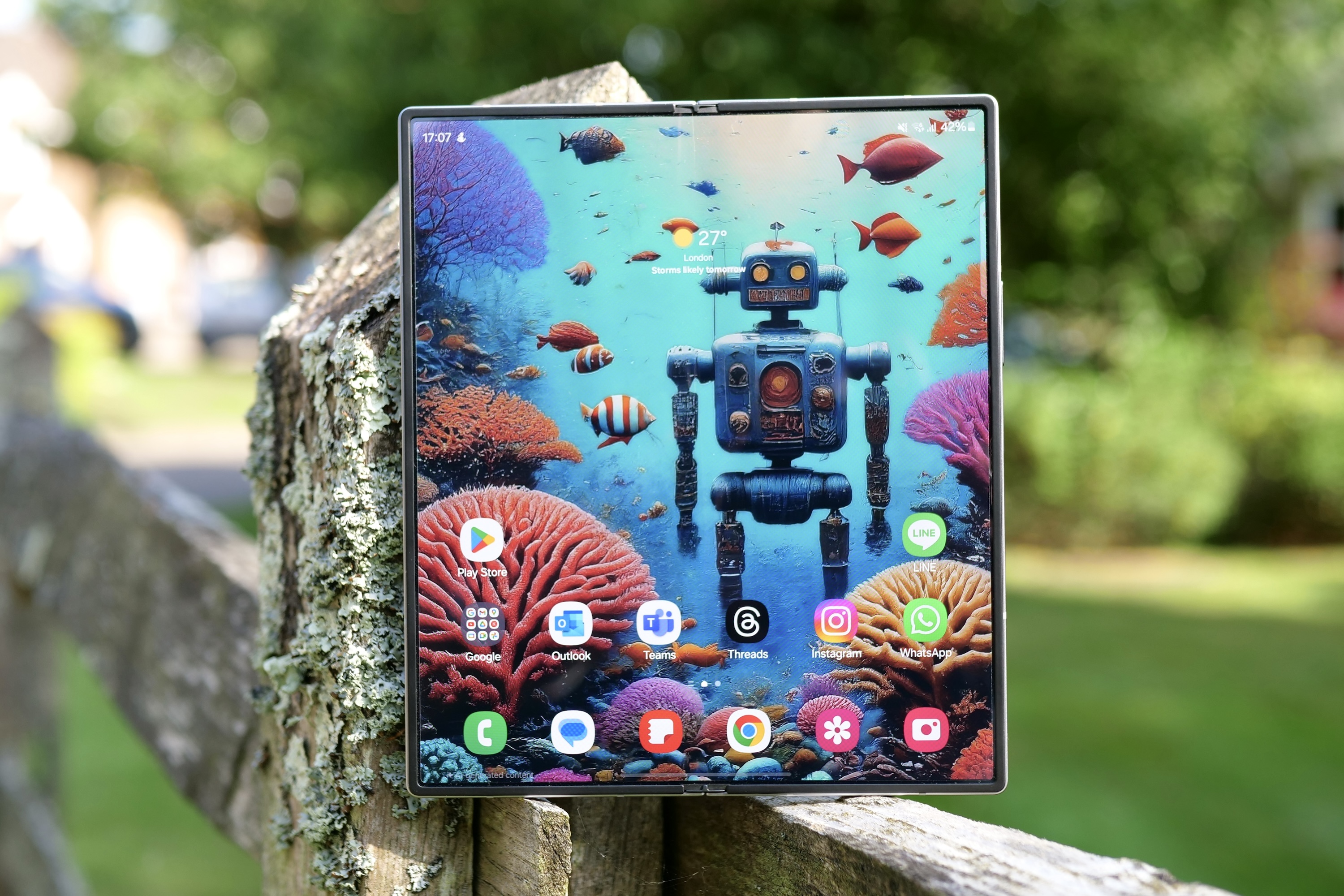 Le Samsung Galaxy Z Fold 6 ouvert.