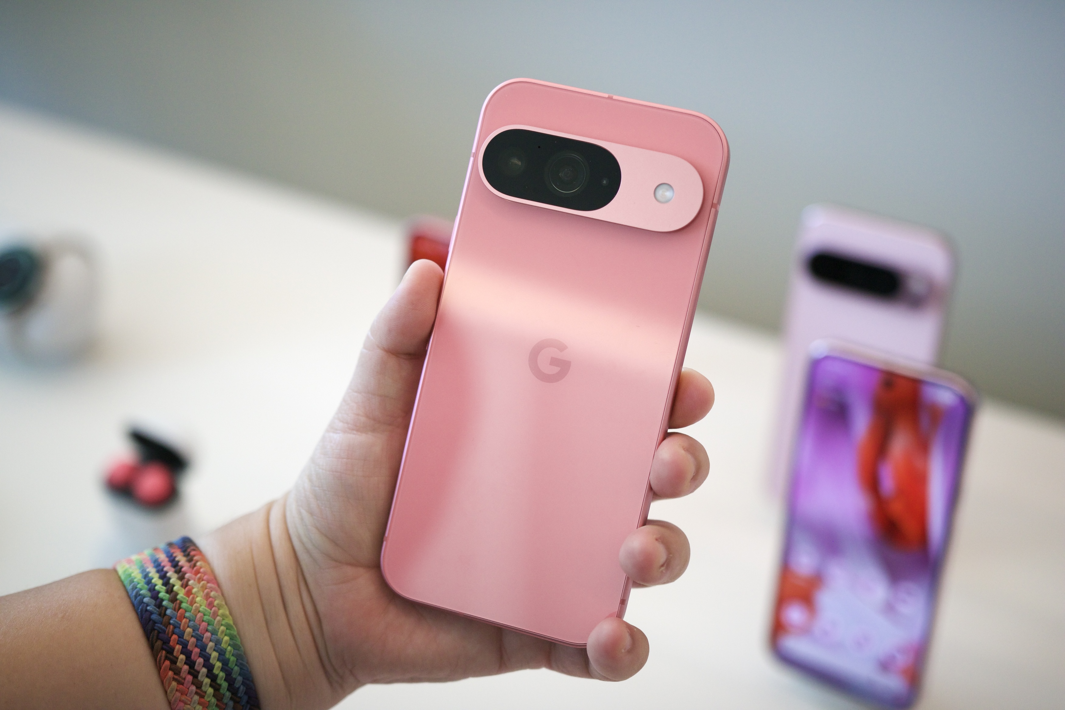 Google’s giving you a very good reason not to buy a Pixel 9