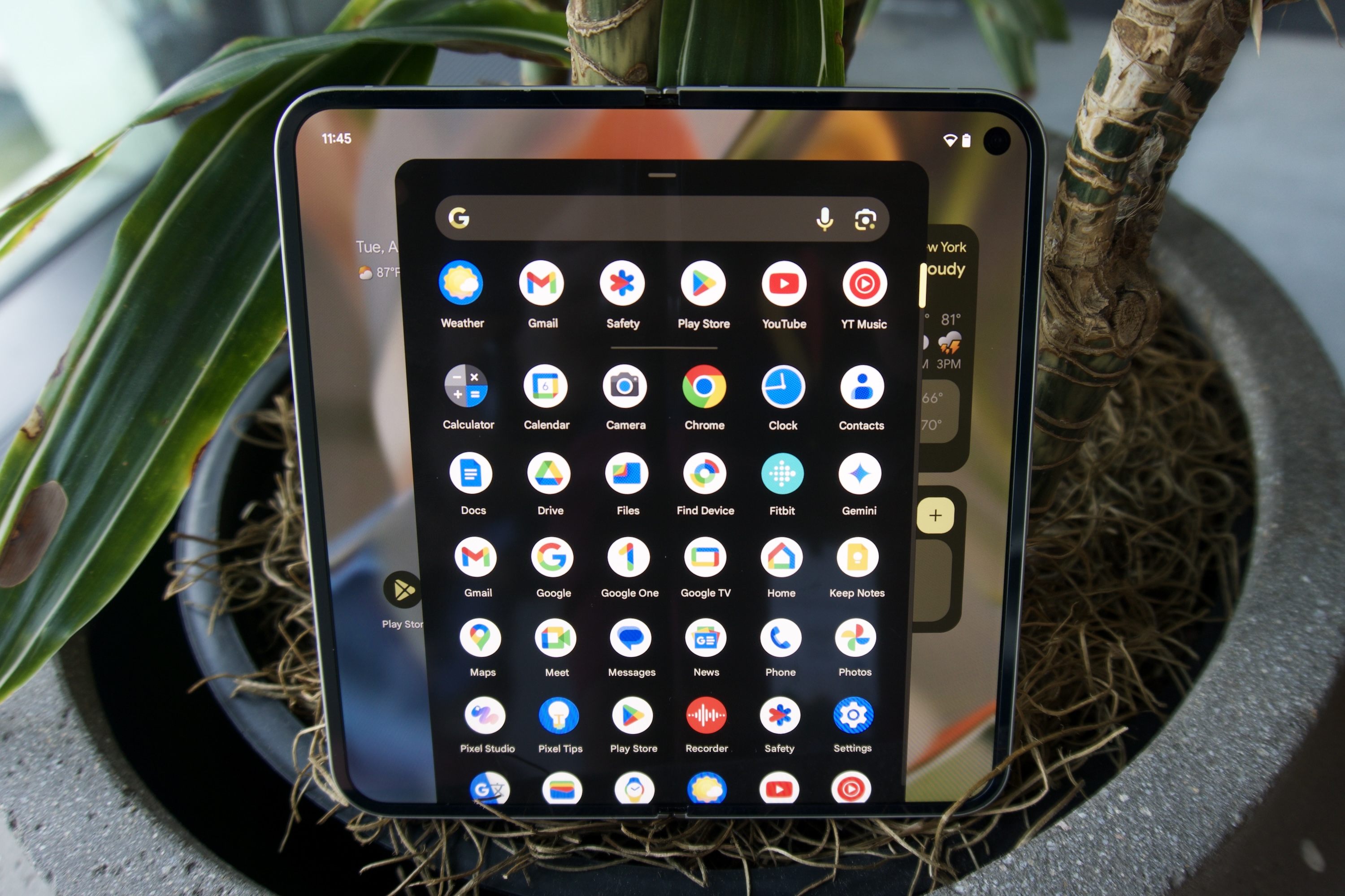 The app drawer on the Google Pixel 9 Pro Fold's inner display.