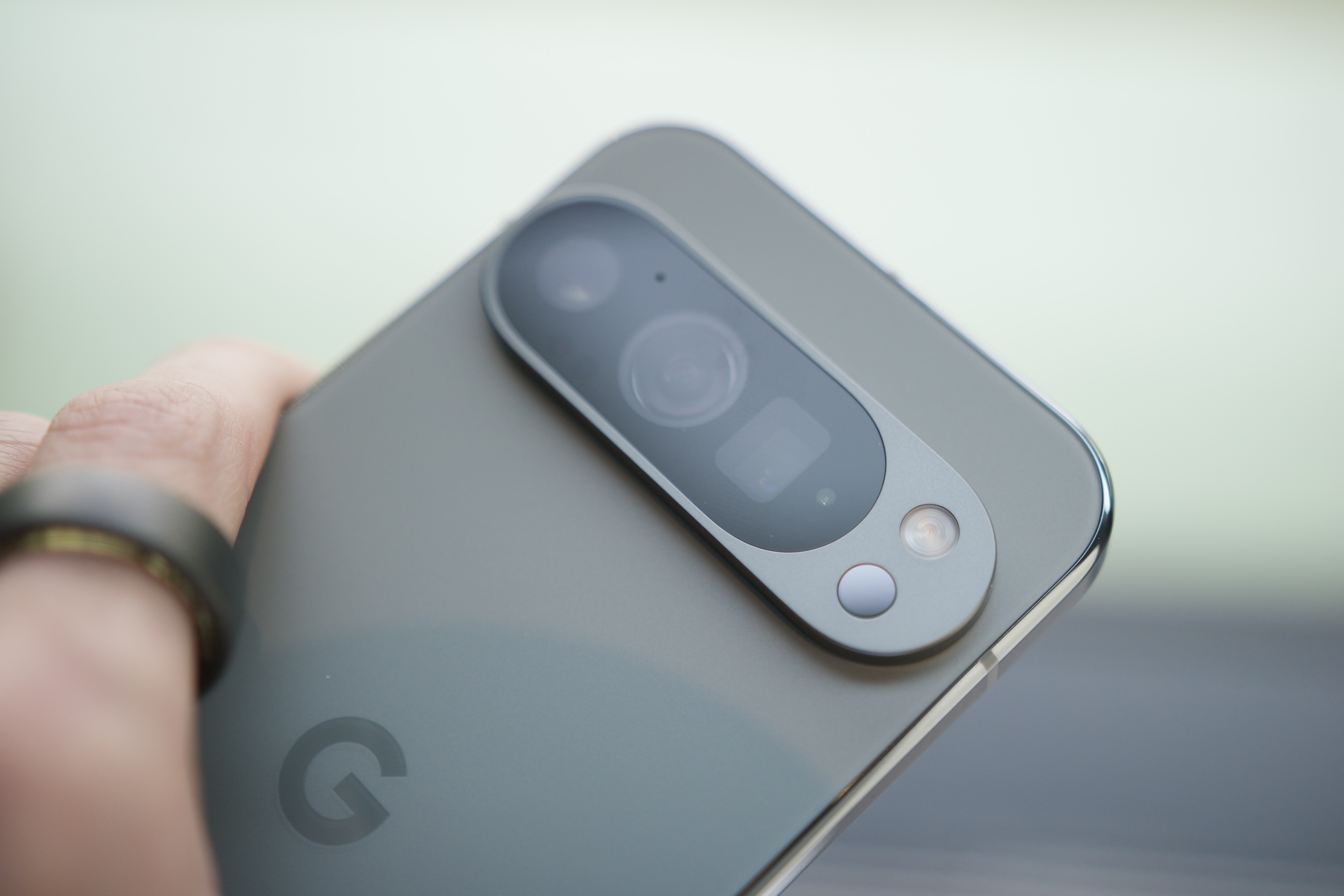 Google Pixel 9 Pro против Pixel 7 Pro: стоит ли обновляться?