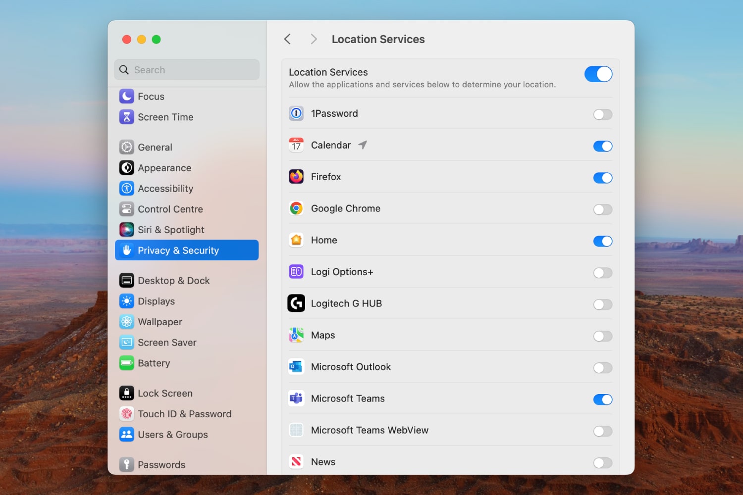 La aplicación Configuración del sistema en macOS Sonoma, que muestra las opciones de Servicios de ubicación.