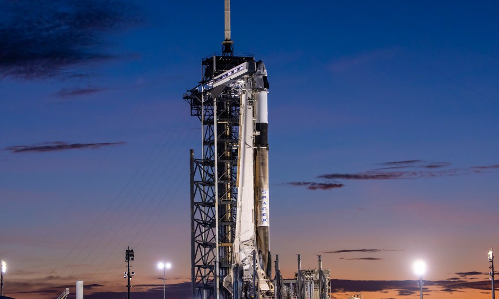 The Falcon 9 rocket that will power the Polaris Dawn mission to orbit.