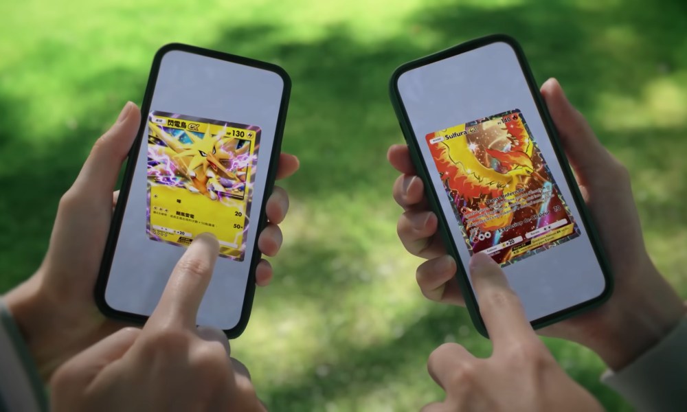 Moltres and Zapdos cards in Pokemon TCG Pocket.