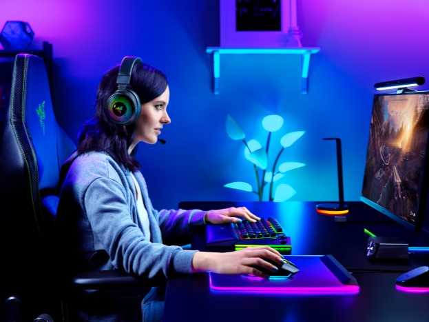 Razer last minute releases featuring Kraken V4 Pro (Lifestyle)