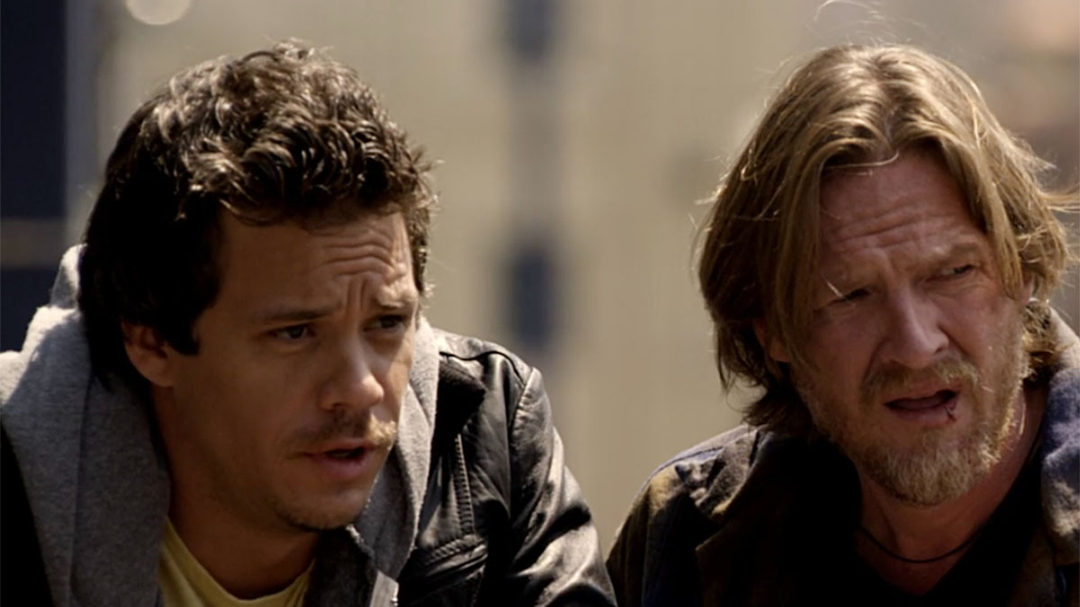 Michael Raymond-James et Donal Logue et chez les Terriers.