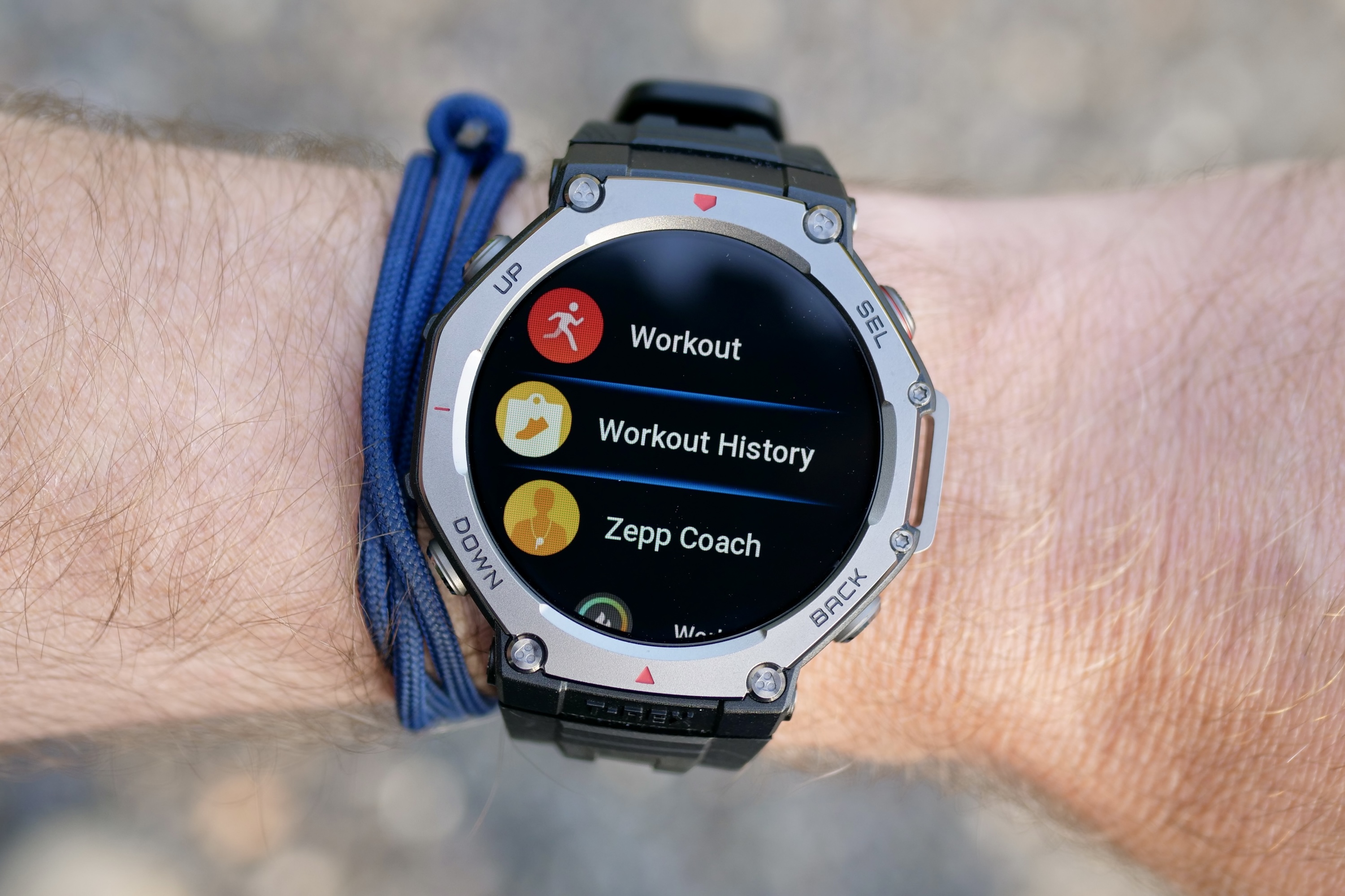 Amazfit T-Rex 3 — это Apple Watch Ultra за полцены