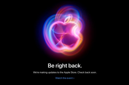 The Apple Store is down. Here’s why you can’t use it