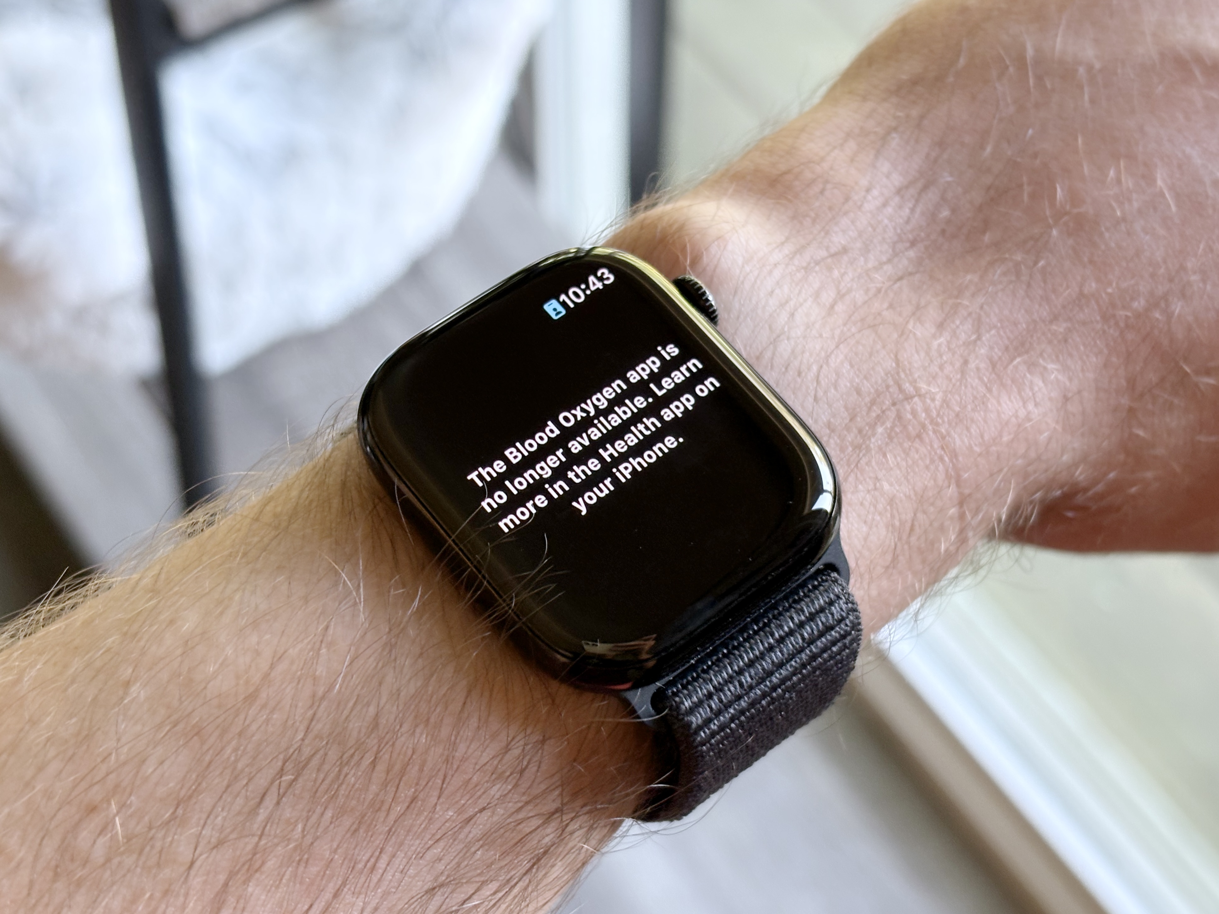 Un message concernant l'application Blood Oxygen sur l'Apple Watch Series 10.