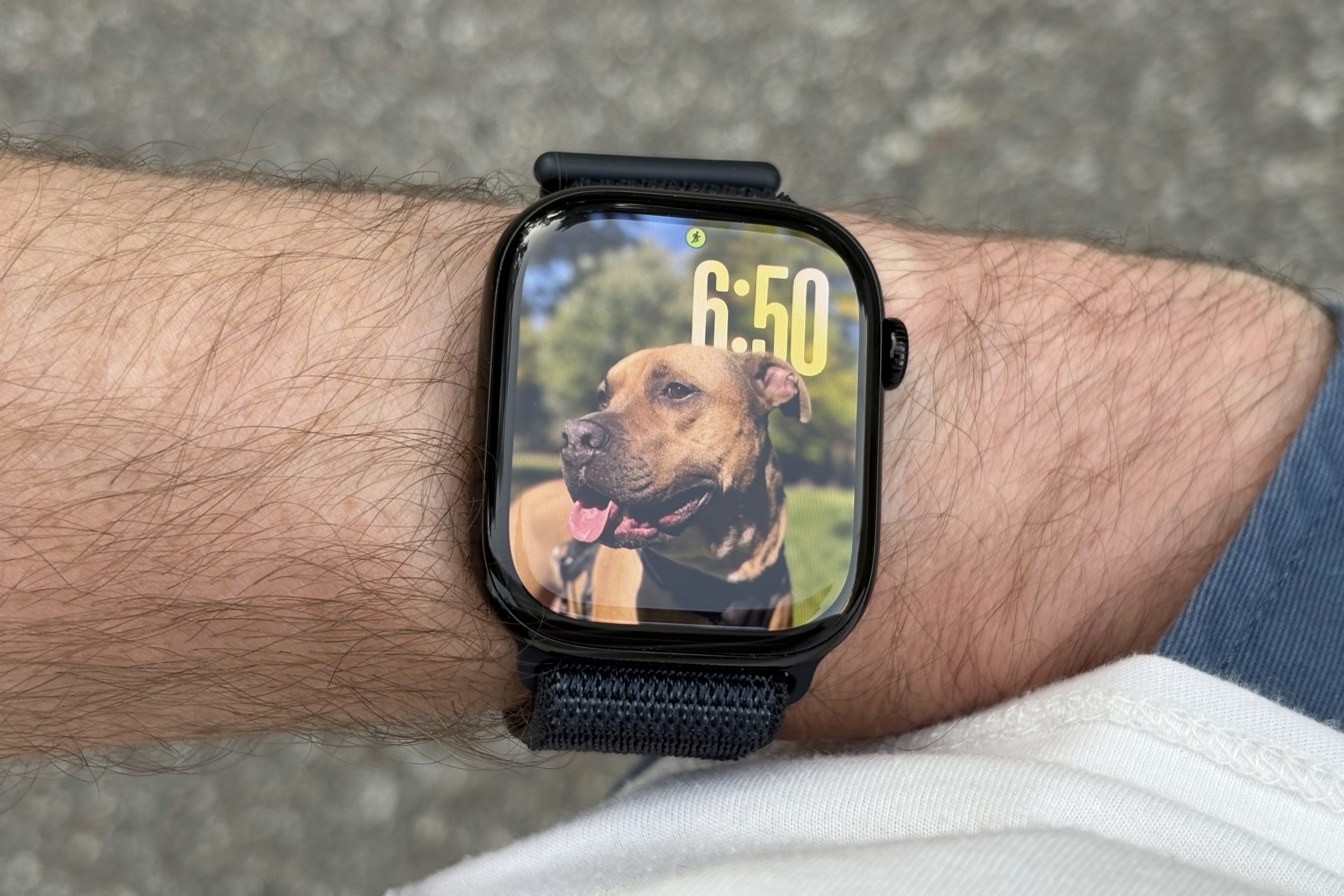 Apple Watch Series 10 上的主屏幕