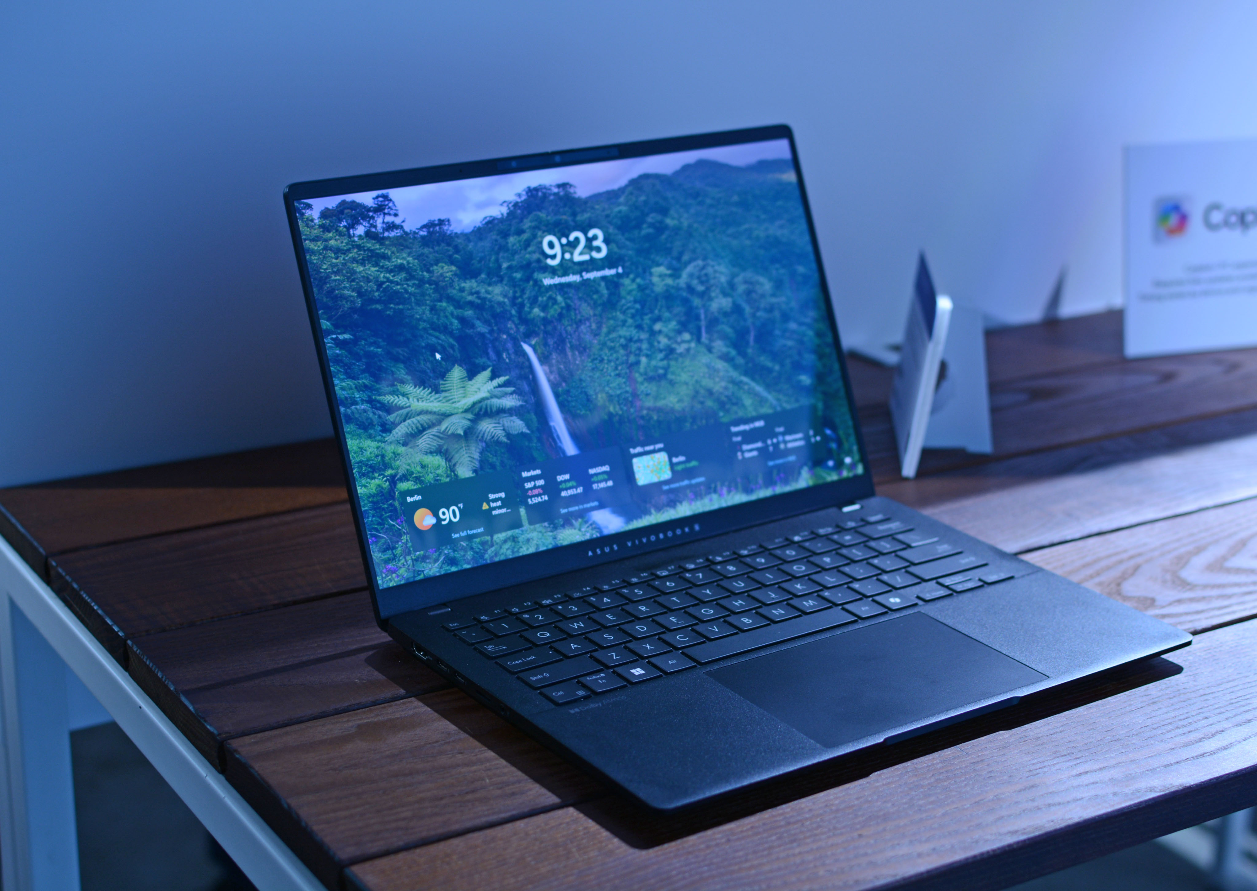 O Asus VivoBook S14 2024 apresentado na IFA 2024.