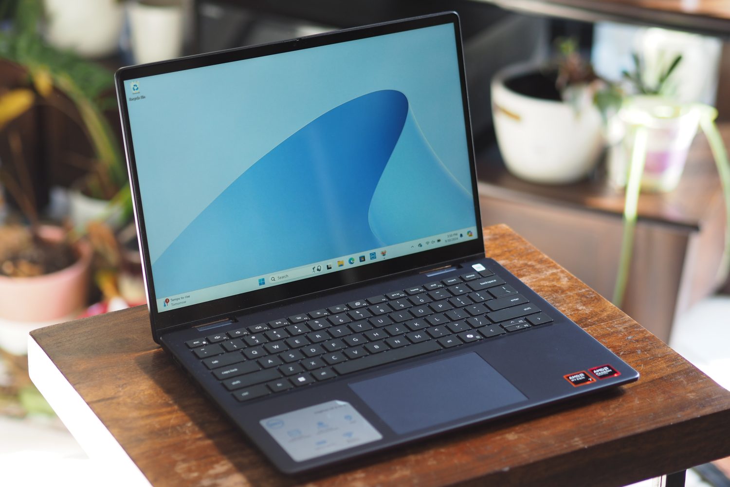 Dell’s value-focused Inspiron 14 2-in-1 is almost great, but one thing holds it back