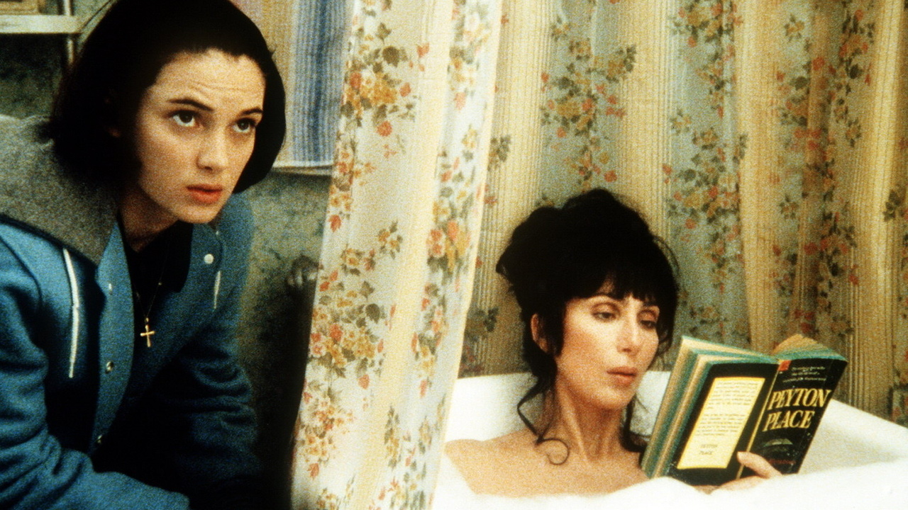 Winona Ryder and Cher in Mermaids.