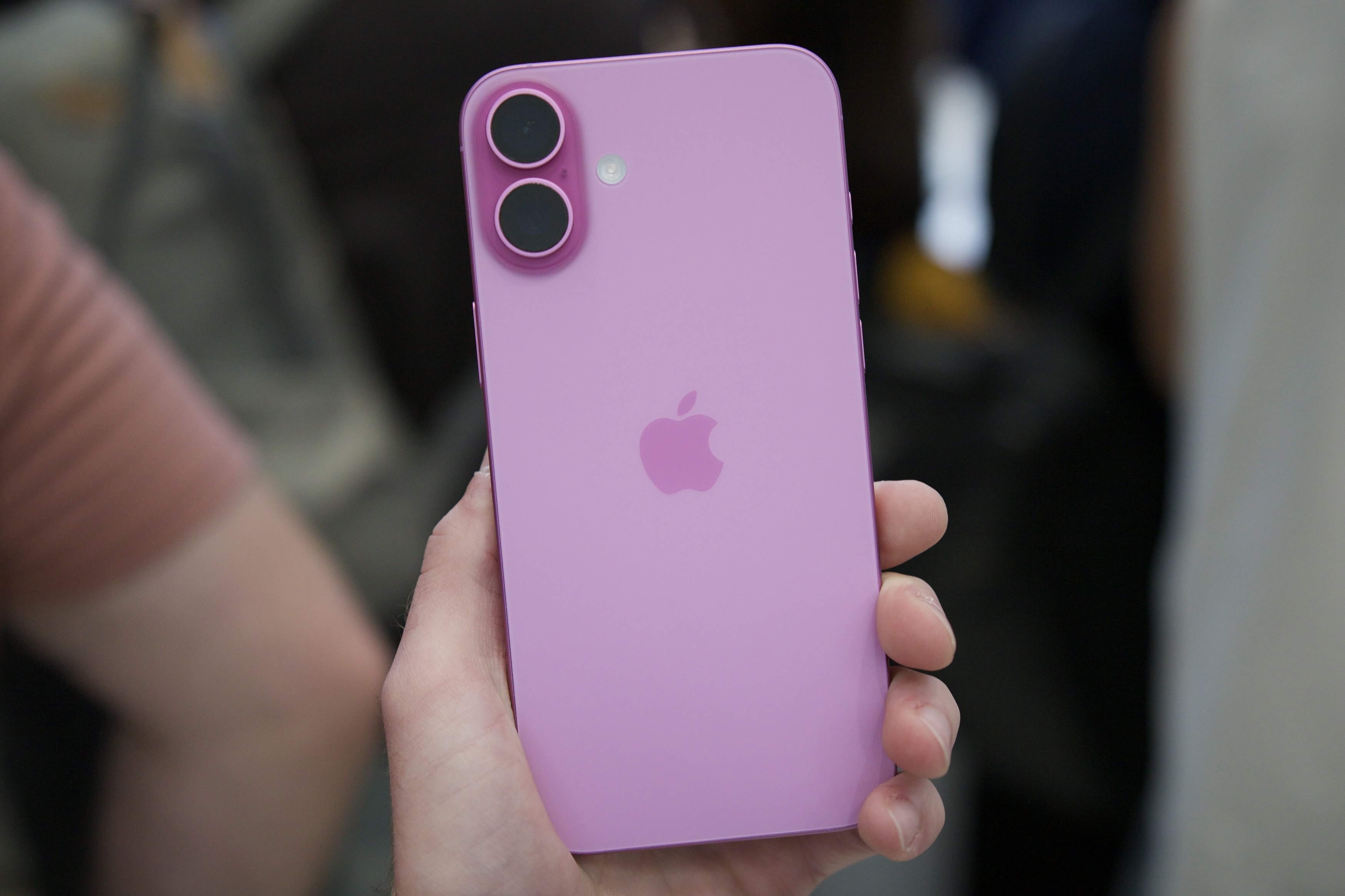 The pink iPhone 16 is the iPhone I’ve waited years for