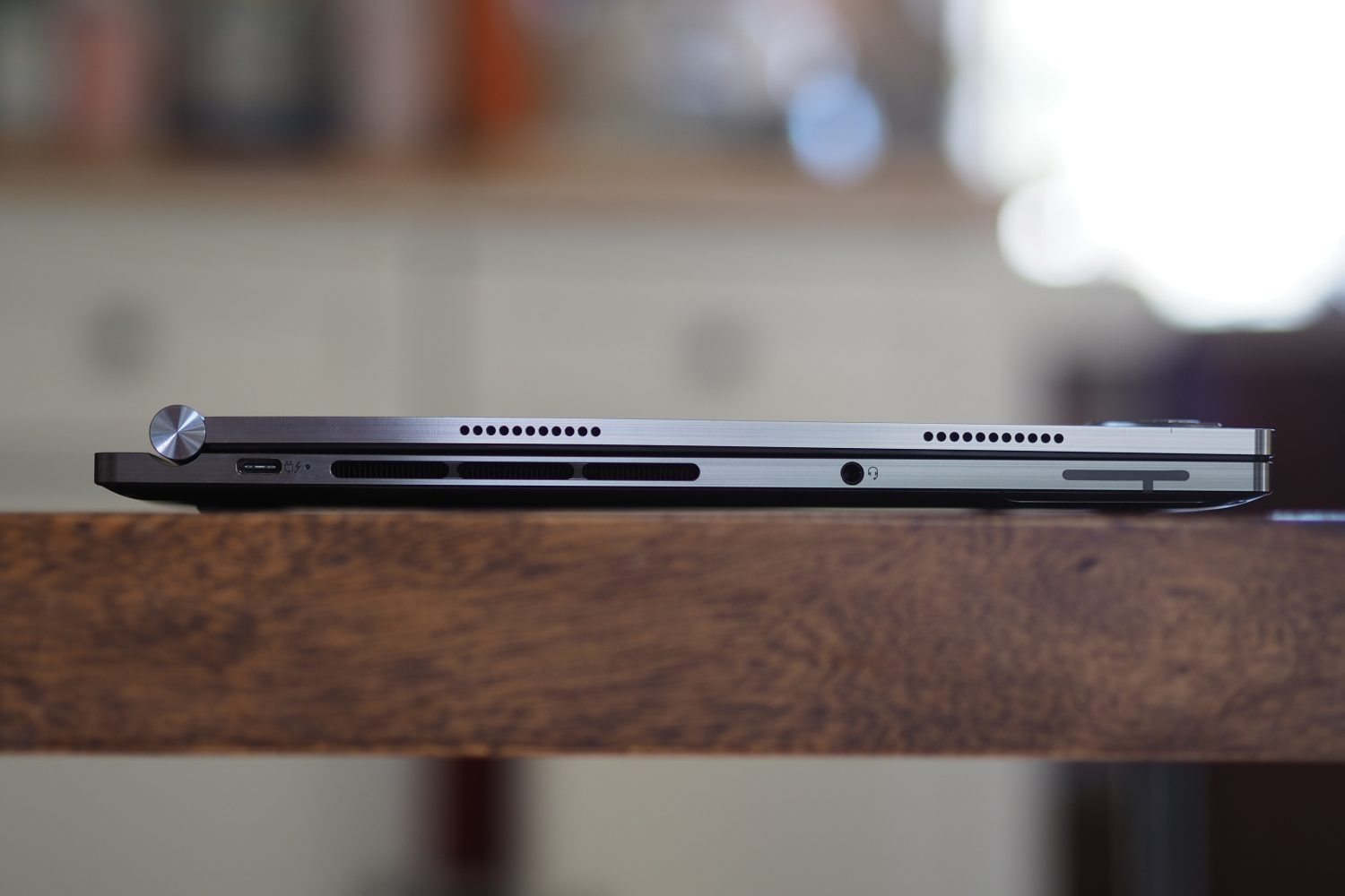 Lenovo ThinkBook Plus Gen 5 Hybrid review: part Android, part Windows