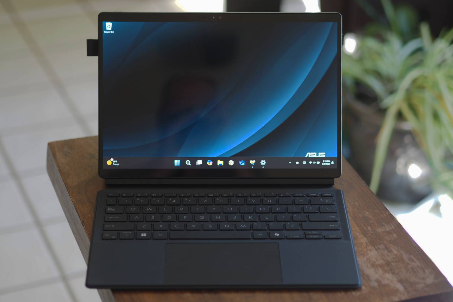 Asus ProArt PZ13 review: look out, Surface Pro