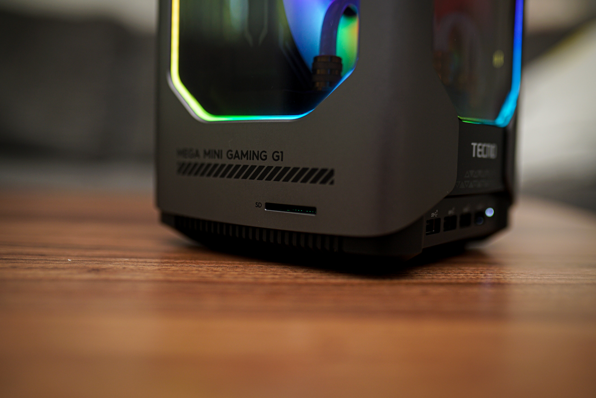 This beautiful mini PC has problems, but I love it anyway