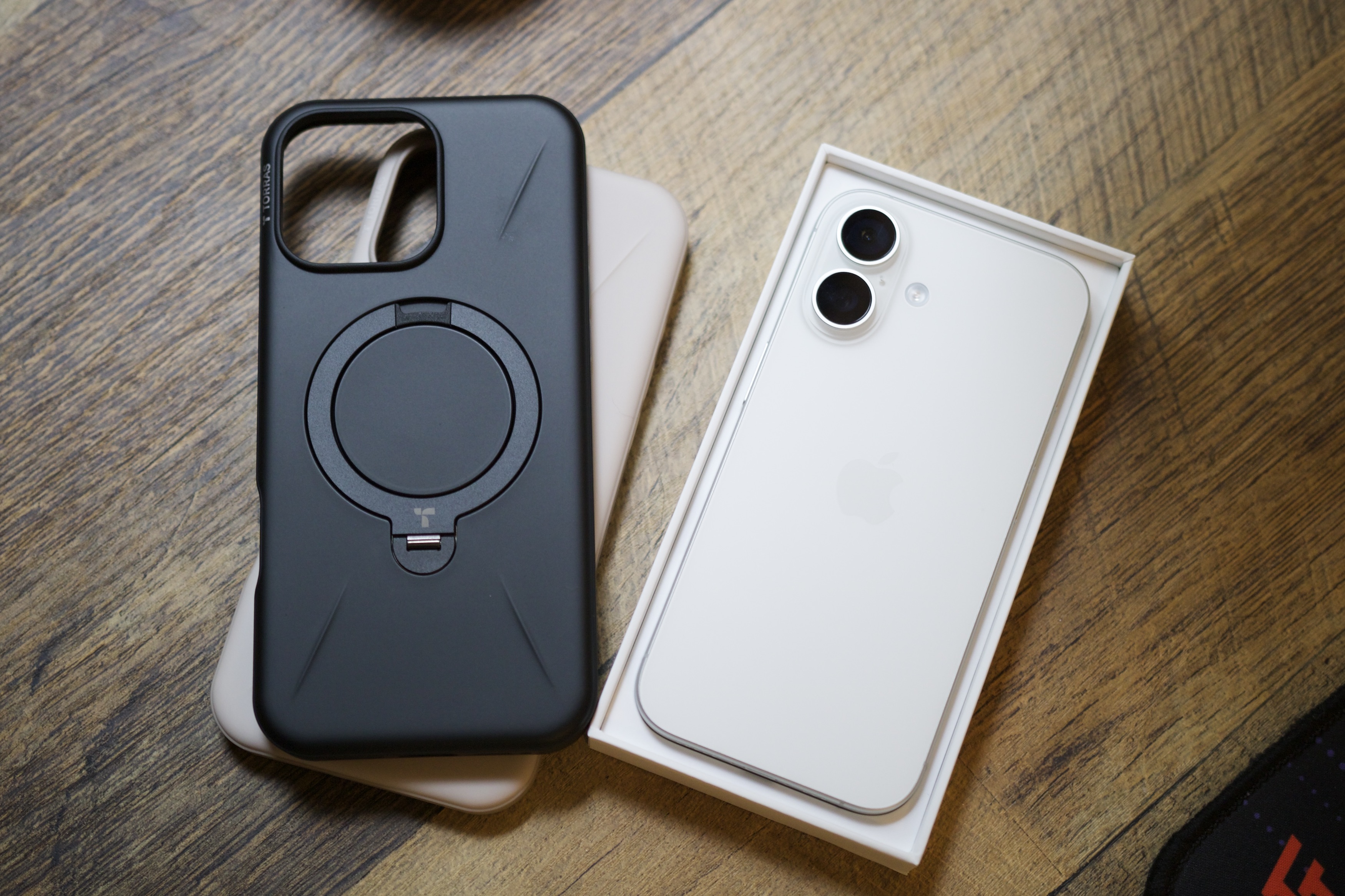 TORRAS Ostand Spin iPhone 16 case hands-on: Looking at an elegant case design